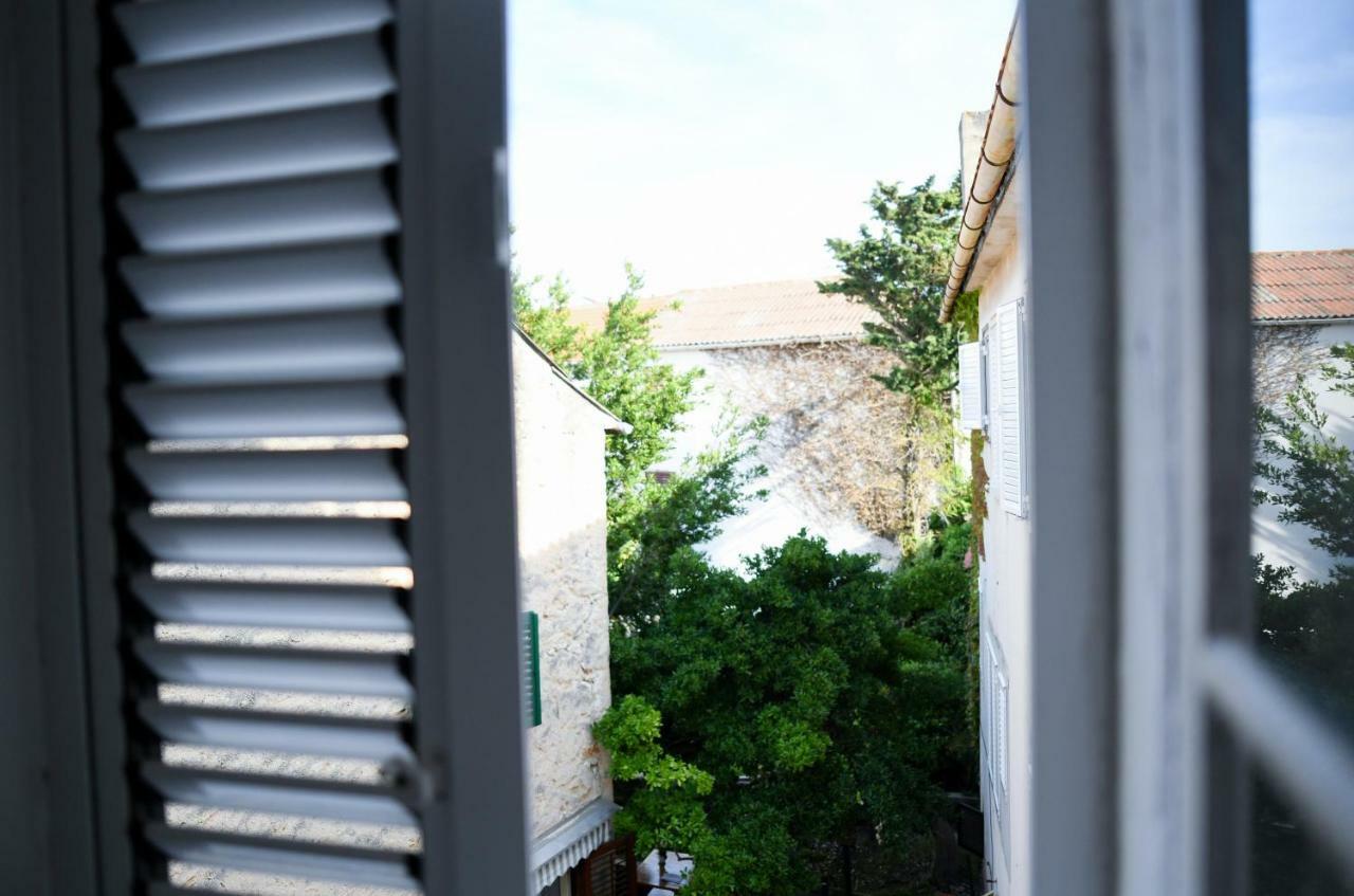 Apartments Bazilika Novalja Zewnętrze zdjęcie